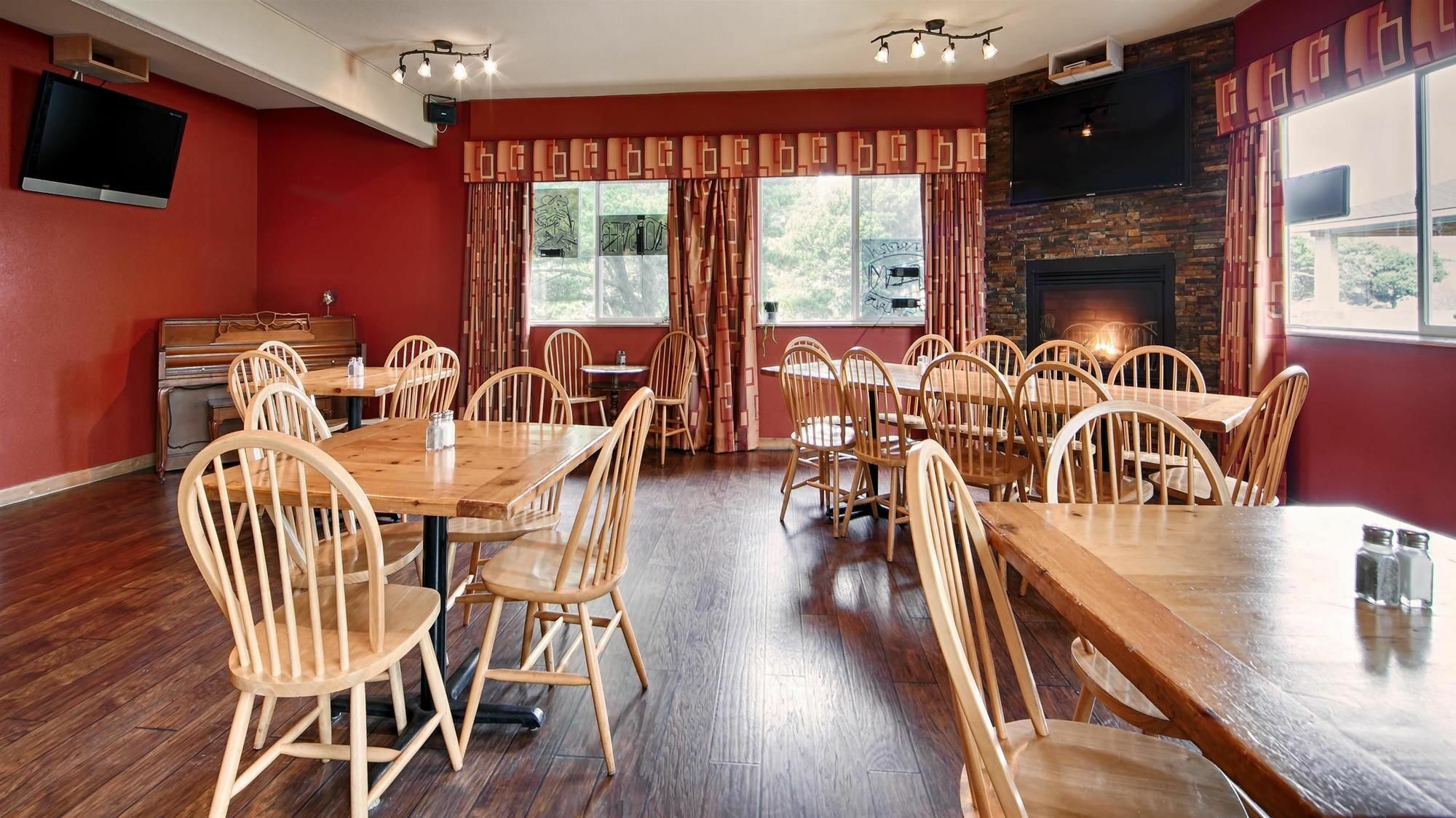 Best Western Inn At Face Rock Бандон Экстерьер фото